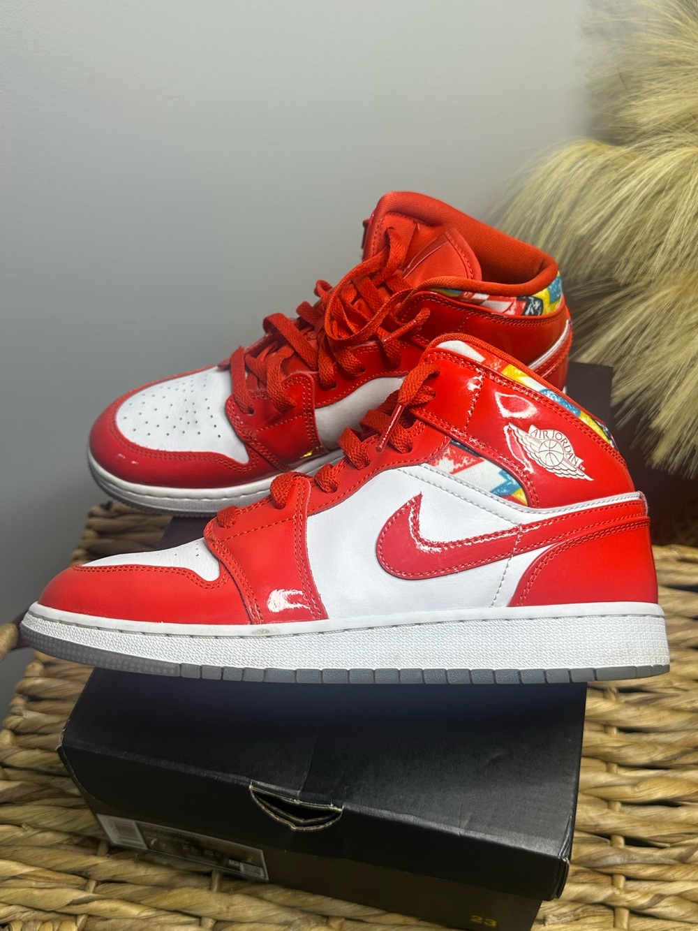 Jordan Kids Air Jordan 1 Mid SE 'Barcelona Sweater'